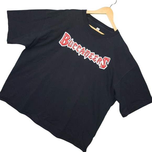 Tampa Bay Buccaneers NFL Men’s #1 Dad T-Shirt Sz 3XL Black Football Tee Gift - Picture 1 of 12